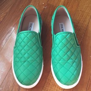 Steve Madden Kelly Green Slip On Sneakers 7.5